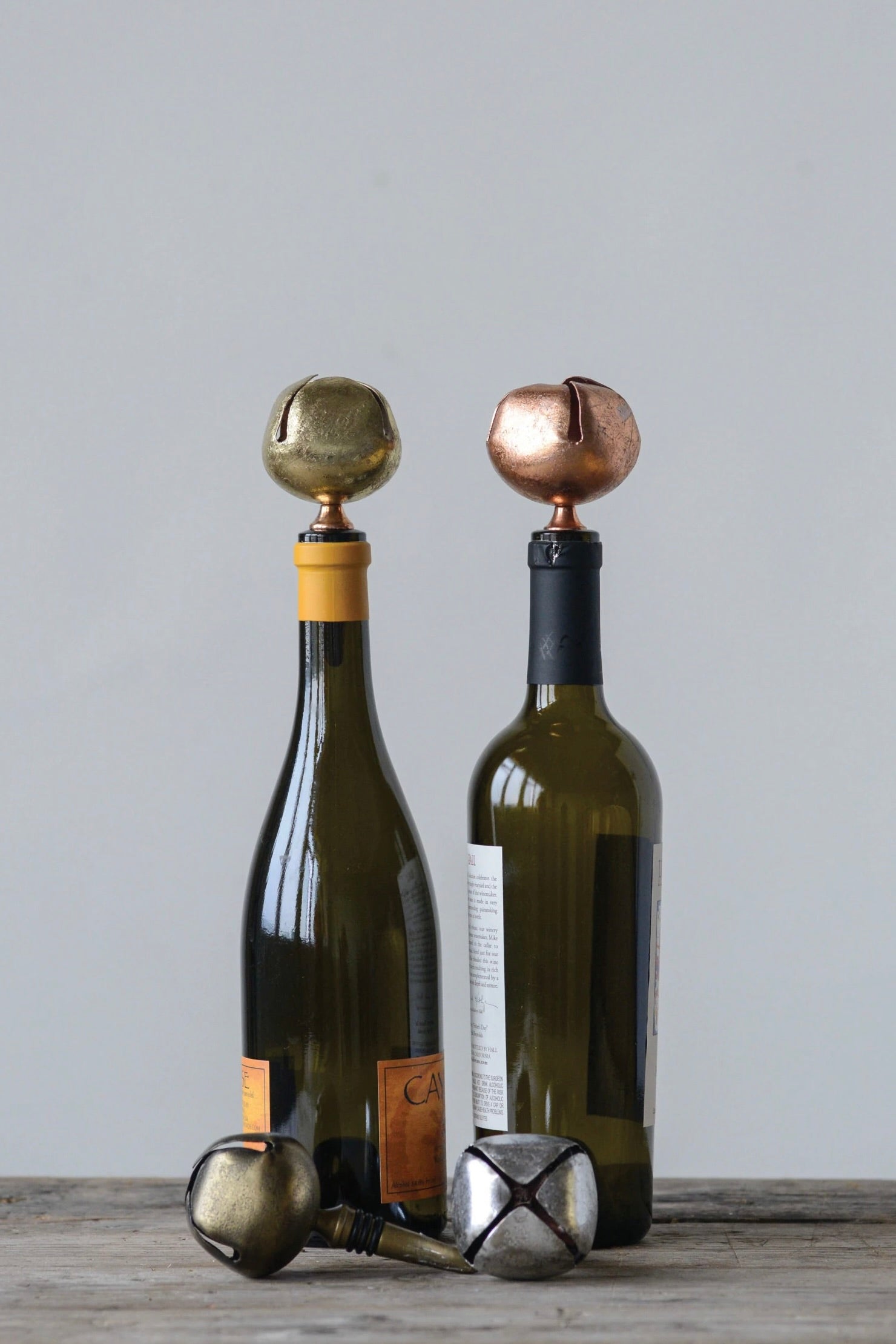 JINGLE BELL WINE STOPPERS