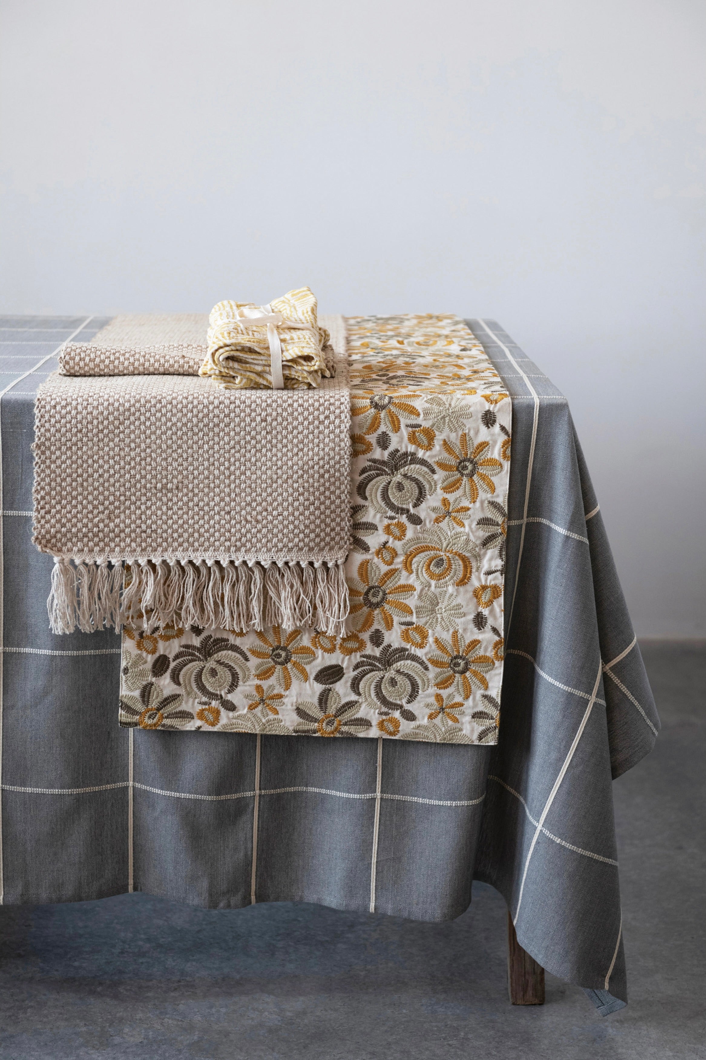 WOVEN JUTE AND COTTON TABLE RUNNER W/ FRINGE