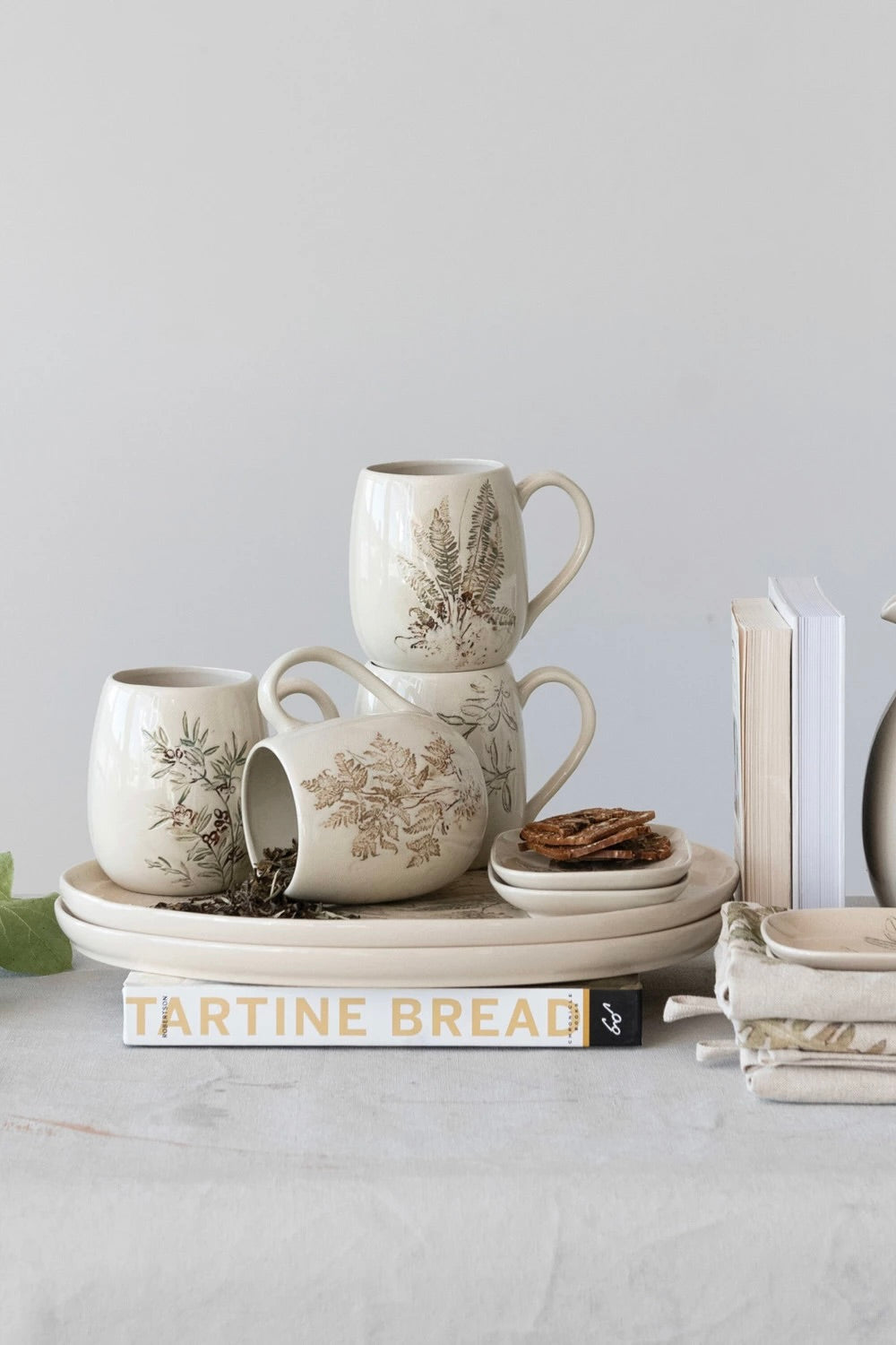 BOTANICAL STONEWARE MUGS