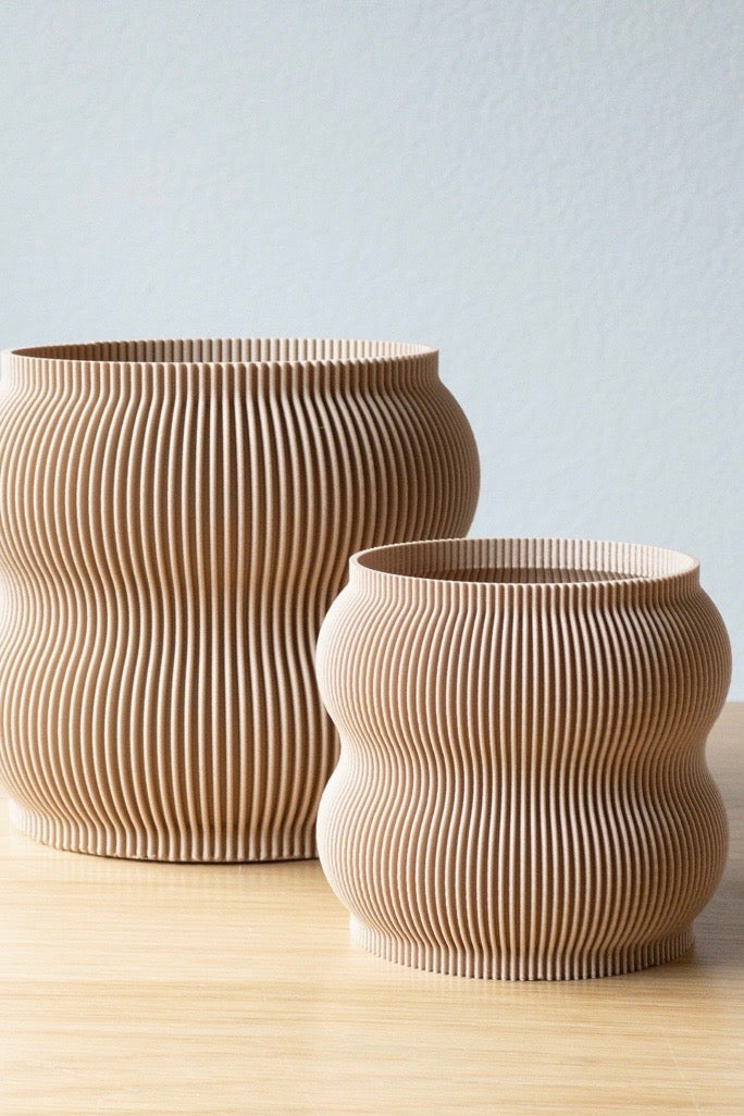 GROOVY PLANTER POT - BEIGE