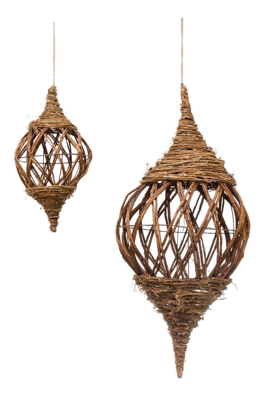 HØM - RATTAN TEARDROP ORNAMENT(IN STORE PICK-UP ONLY)